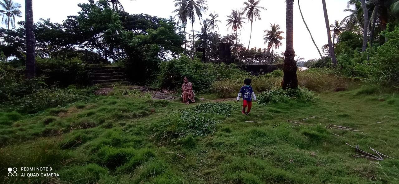 Shruthi'S Aarohi-Nature'S Retreat Mulappilangad Экстерьер фото